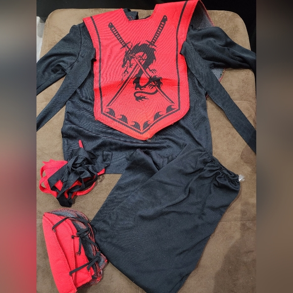 Ninja costumes - Picture 1 of 2